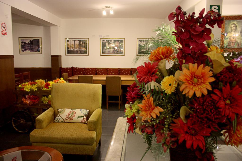 Mc Hotel Ica Buitenkant foto