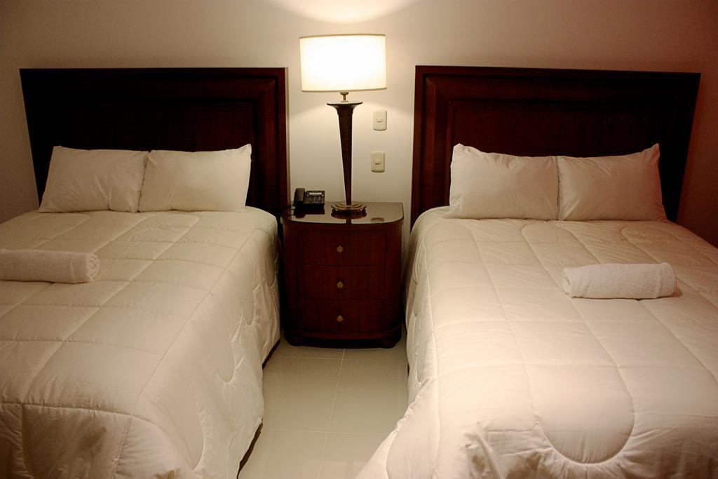 Mc Hotel Ica Buitenkant foto